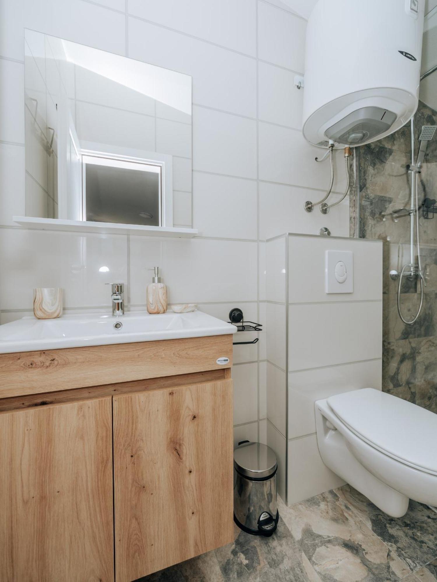 Apartments Milivojevic Bar Ngoại thất bức ảnh