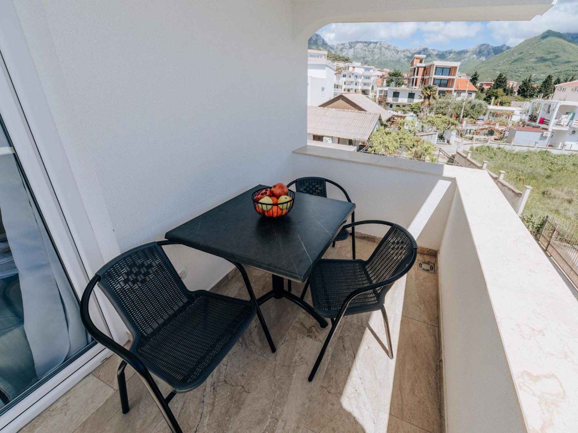 Apartments Milivojevic Bar Ngoại thất bức ảnh