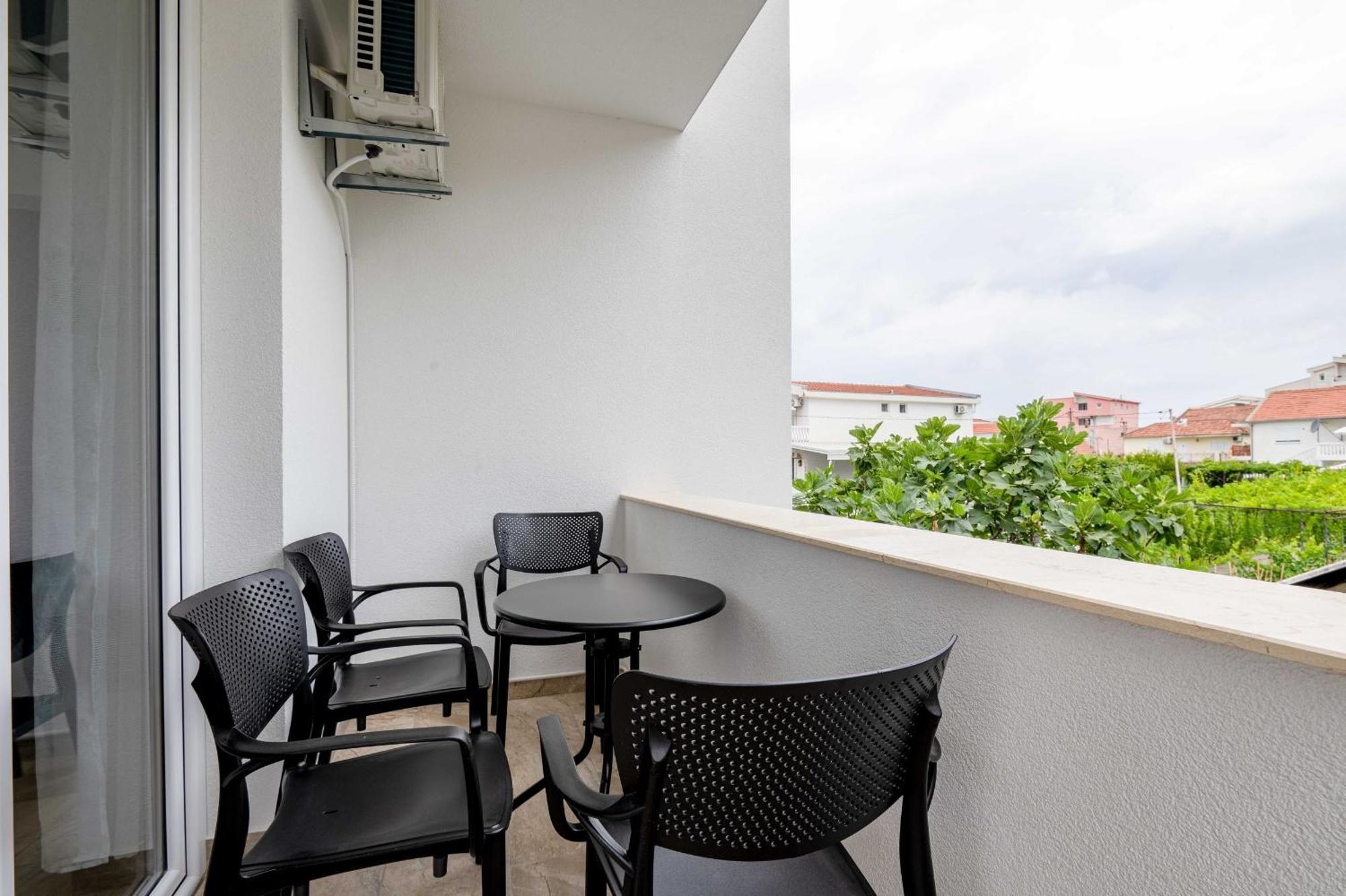 Apartments Milivojevic Bar Phòng bức ảnh